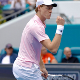 À seulement 1 190 points d’Alcaraz : pourquoi la victoire de Jannik Sinner à Miami change tout pour la place de numéro 1