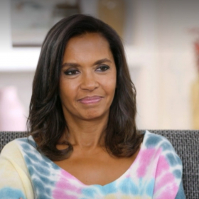 “Je me suis juste insurgée” : Karine Le Marchand revient sur ce qui l’opposait vraiment à Cyril Hanouna