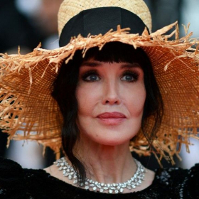 « Mon Dieu, on attendait ça ! » : Isabelle Adjani déclenche un tollé en saluant l’intervention de Donald Trump en Iran