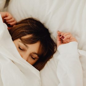 Le Sleep Syncing : la méthode révolutionnaire pour un sommeil de qualité et plus d'énergie fait le buzz