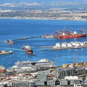 1 500 navires immobilisés : ce que cette crise révèle sur la fragilité du commerce mondial