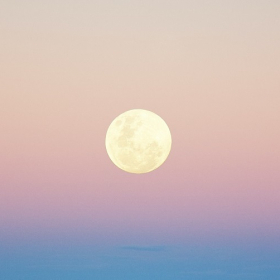 Pleine Lune du 7 octobre : une surprise inattendue attend ces trois signes astrologiques