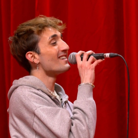 "Tout le monde sait où tu habites" : cette phrase qui a fait basculer Victor après sa sortie de la Star Academy