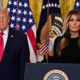 « Criminel condamné » et huées : cette scène tendue qui poursuit Donald Trump jusque dans les salles de spectacle
