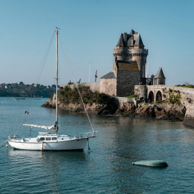 Canicule : dans quelles villes faut-il se réfugier cette semaine pour trouver un peu de fraîcheur ?