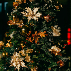 Horoscope dimanche 30 novembre 2025 pour chaque signe astrologique : voici ce que les astres vous réservent aujourd’hui