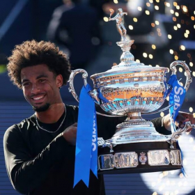 Il frappe fort à Barcelone : ce que change vraiment la victoire d’Arthur Fils dans le classement ATP