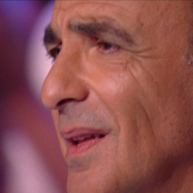 "On pense à toi très fort" : la voix de Nikos Aliagas a vacillé en direct sur TF1