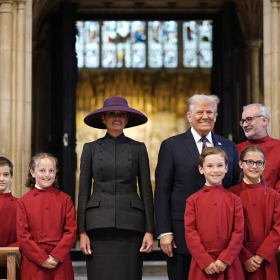 Donald et Melania Trump reçus à Windsor : voilà pourquoi ce couple royal manquait à l'appel