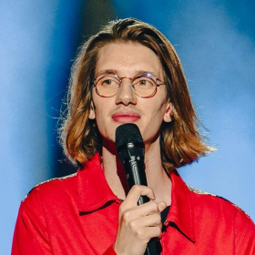 Paul Mirabel contraint d’annuler son spectacle à Nancy : ses problèmes de santé inquiètent ses fans