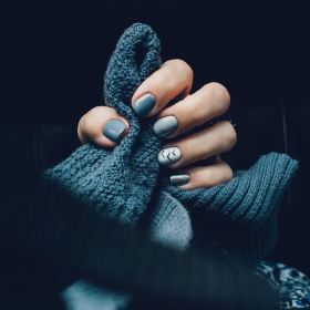 La chose que vous devez TOUJOURS faire avec votre vernis à ongles