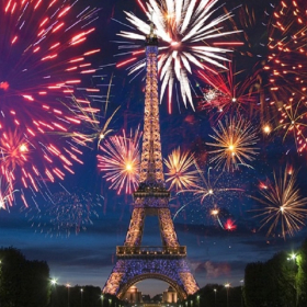 Cette année, le feu d'artifice du 14 juillet aura bien lieu à la Tour Eiffel mais sans public