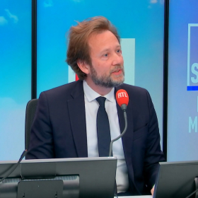 « Beaucoup de Français n’ont pas compris quelle était la ligne » du PS, affirme Boris Vallaud