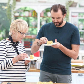 Elle ne pâtisse presque plus : Mercotte brise le silence sur son rythme de vie à 83 ans