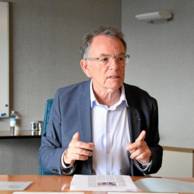 500, 800, 1 000 euros par enfant » : à Rodez, la proposition du maire Christian Teyssèdre met le feu à la campagne