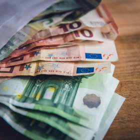 800 000 euros saisis par les douanes : la nuit suivante, une tentative de vol vise la brigade