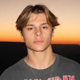 Après le mannequinat, Cameron Smet se fixe un nouveau défi de taille