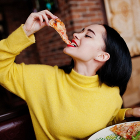 Faire une seule nuit blanche revient à manger trop gras pendant 6 mois