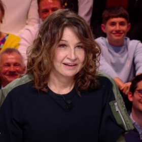 "Tu n'as jamais mangé la chatte à maman…" : Valérie Lemercier en roue libre devant Yann Barthès