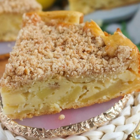 La recette d'Apple Crumb maison, aussi fondant qu'un clafoutis et aussi croustillant qu'un crumble