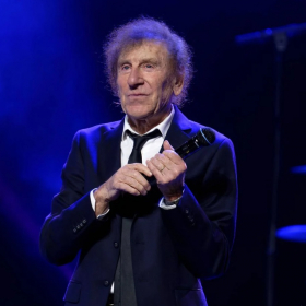 La phrase d’Alain Souchon qui relance la polémique sur le RN dans C à Vous