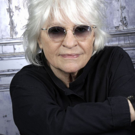 « On avait le temps de déposer une émotion » : Catherine Lara nostalgique des débuts des Enfoirés