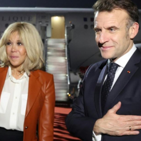 Inde : la balade inattendue des Macron dans un monument mythique de Mumbai