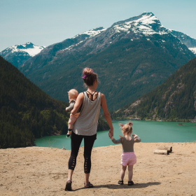 Voici combien de temps les parents se détendent vraiment pendant des vacances en famille