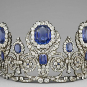 Vol au Louvre : voici la liste et les phootos des 8 bijoux royaux encore introuvables