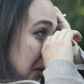 Je suis très émotive : comment ne plus être blessée par les paroles des autres ?