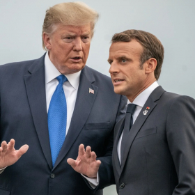 « Une droite à la mâchoire » : cette attaque de Donald Trump contre Brigitte Macron qui fait basculer la relation avec Emmanuel Macron