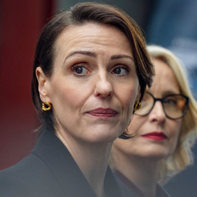 Hostage : le thriller politique Netflix intense qui se dévore en une soirée