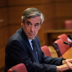 4 ans avec sursis : comment l’affaire des emplois fictifs a définitivement mis fin aux ambitions de François Fillon