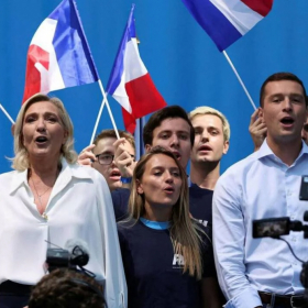 Marine Le Pen et Jordan Bardella à Bordeaux : un meeting décisif pour la stratégie du RN