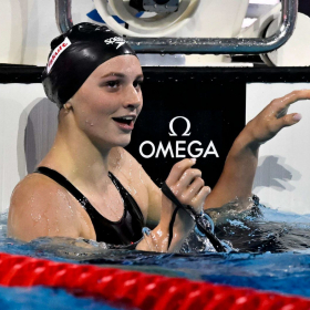 À 18 ans, Summer McIntosh affole la planète natation avec trois records du monde en 5 jours
