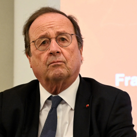 François Hollande recadre Brigitte Macron : ce qu’il pense vraiment de la vidéo polémique