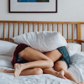 Comment éviter de trop réfléchir quand on fait l'amour ?