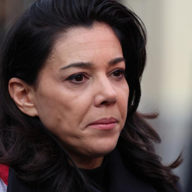 Paris sous tension : Sophia Chikirou presse Emmanuel Grégoire de s’allier pour bloquer Rachida Dati