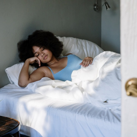 Pourquoi changer d'oreiller peut vous aider à beaucoup mieux dormir