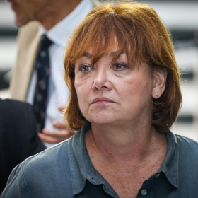 Suspension immédiate, émission clé manquée : pourquoi la sanction contre Nathalie Saint-Cricq a marqué un tournant