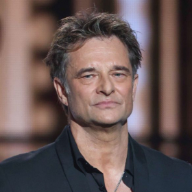“Ce n’est pas possible…” : David Hallyday écrit à Laura Smet en plein choc, son message serre le cœur