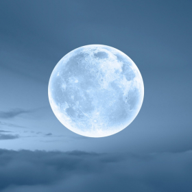 Super lune froide : voici les 5 plus belles photos  de ce spectacle céleste que l’on ne reverra pas avant 2042