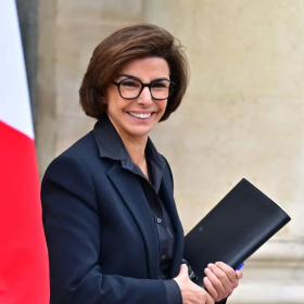 Surprise dans la campagne pour Paris : ce chanteur populaire change de camp et rejoint Rachida Dati