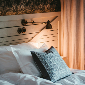 Rafraîchissez votre lit : voici l’astuce infaillible pour des nuits fraîches même en pleine canicule !