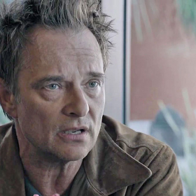 Le malaise du 20h10 : David Hallyday rejette une image qu’Anne-Sophie Lapix croyait évidente