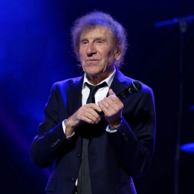 "C’était une blague…" : ce détail coupé à la radio qui change tout dans la polémique autour d’Alain Souchon