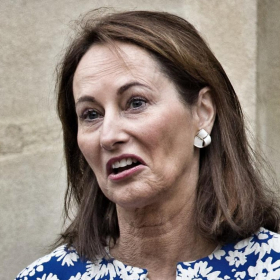 “Ils en étaient fous de rage” : cette phrase de Ségolène Royal qui vise directement ses anciens alliés et relance un vieux règlement de comptes