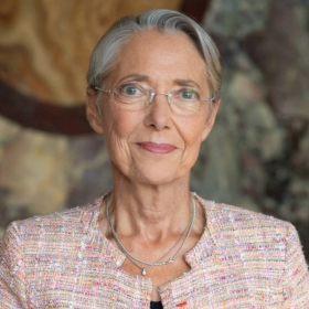 « Je ne partage pas un certain nombre de positions » : Elisabeth Borne met une distance inattendue avec Les Républicains