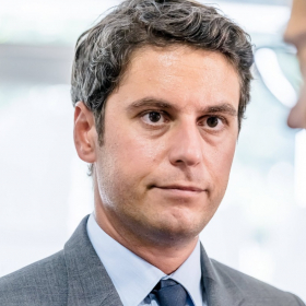 Gabriel Attal dirige Renaissance sans parler récemment à Emmanuel Macron : pourquoi cette situation interroge