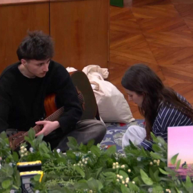 Star Academy : pourquoi la crise de jalousie de Jeanne face à Léo pourrait tout changer au château